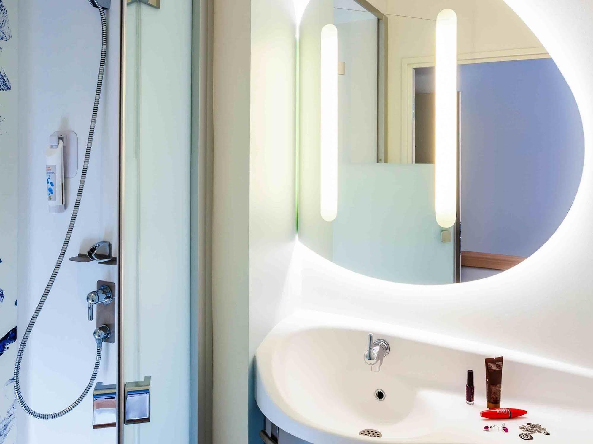 Ibis Budget 2* Sens